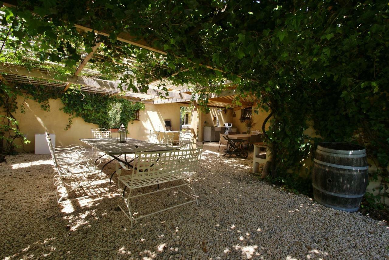 Cote Provence Hotel Le Thor Exterior photo